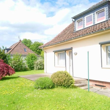 Gaestehaus „Barbara” Mit Garage In 26919 Brake Brake  Bagian luar foto