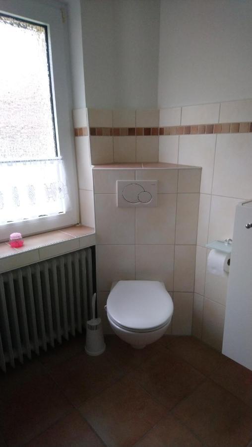 Gaestehaus „Barbara” Mit Garage In 26919 Brake Brake  Bagian luar foto